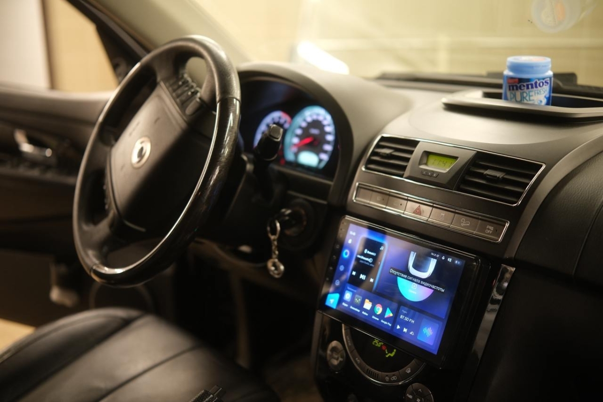 SsangYong Rexton - установка Teyes CC3L 4/32 (9 дюймов) с камерой заднего вида