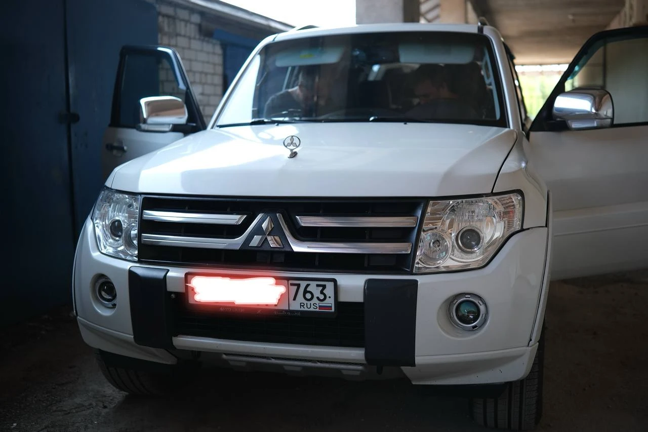 Mitsubishi Pajero 2013 - установка андройд-магнитолы Teyes CC3L 4/32 с подключением к штатному усилителю Mitsubishi Pajero 2013 - установка андройд-магнитолы Teyes CC3L 4/32 с подключением к штатному усилителю