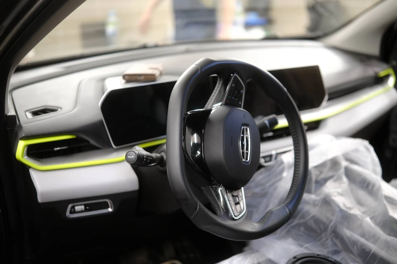 Geely Coolray - автозвук и шумоизоляция Geely Coolray - автозвук и шумоизоляция