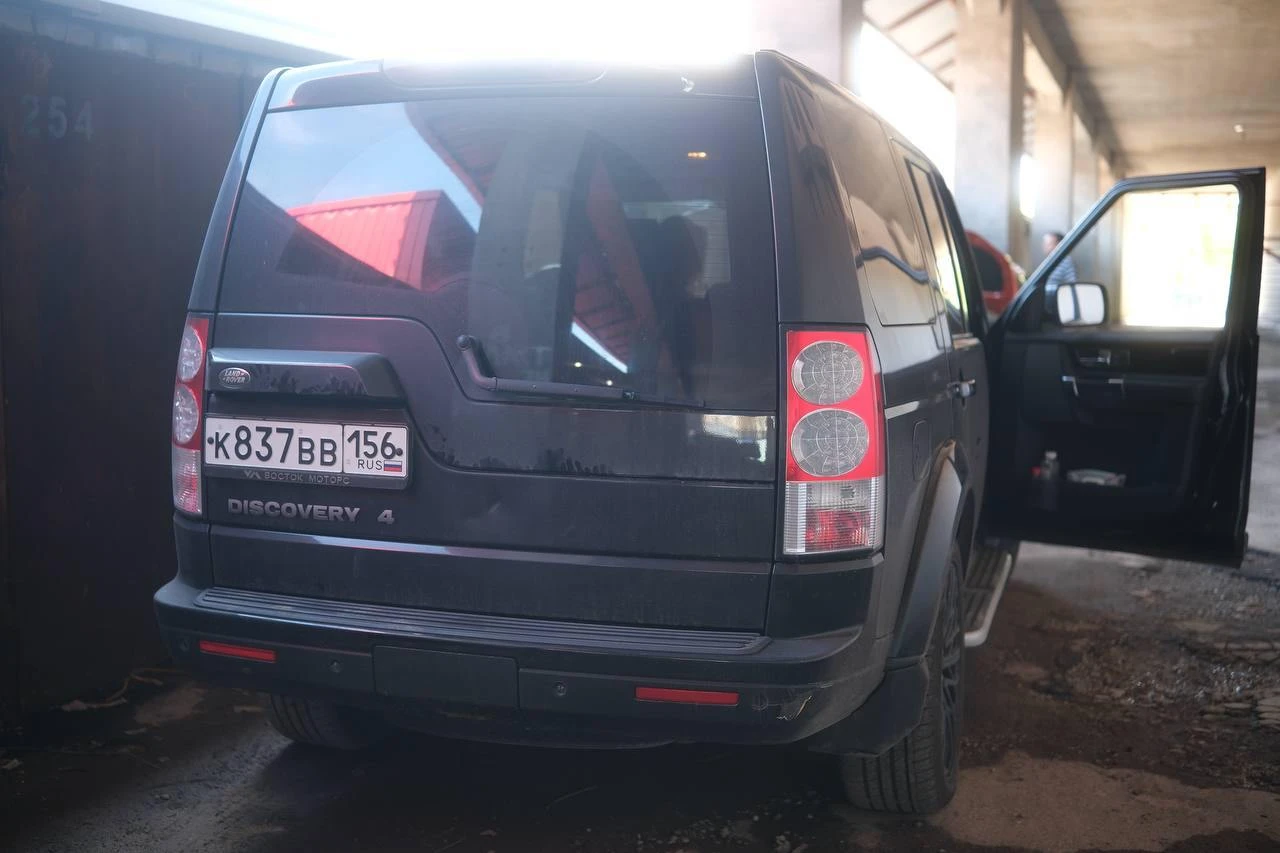 Range Rover Discovery 4 - установка видеорегистратора Xiaomi 70mai A500S