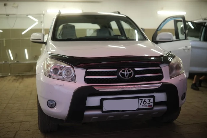 Установка сигнализации с автозапуском на Toyota RAV4 в Самаре